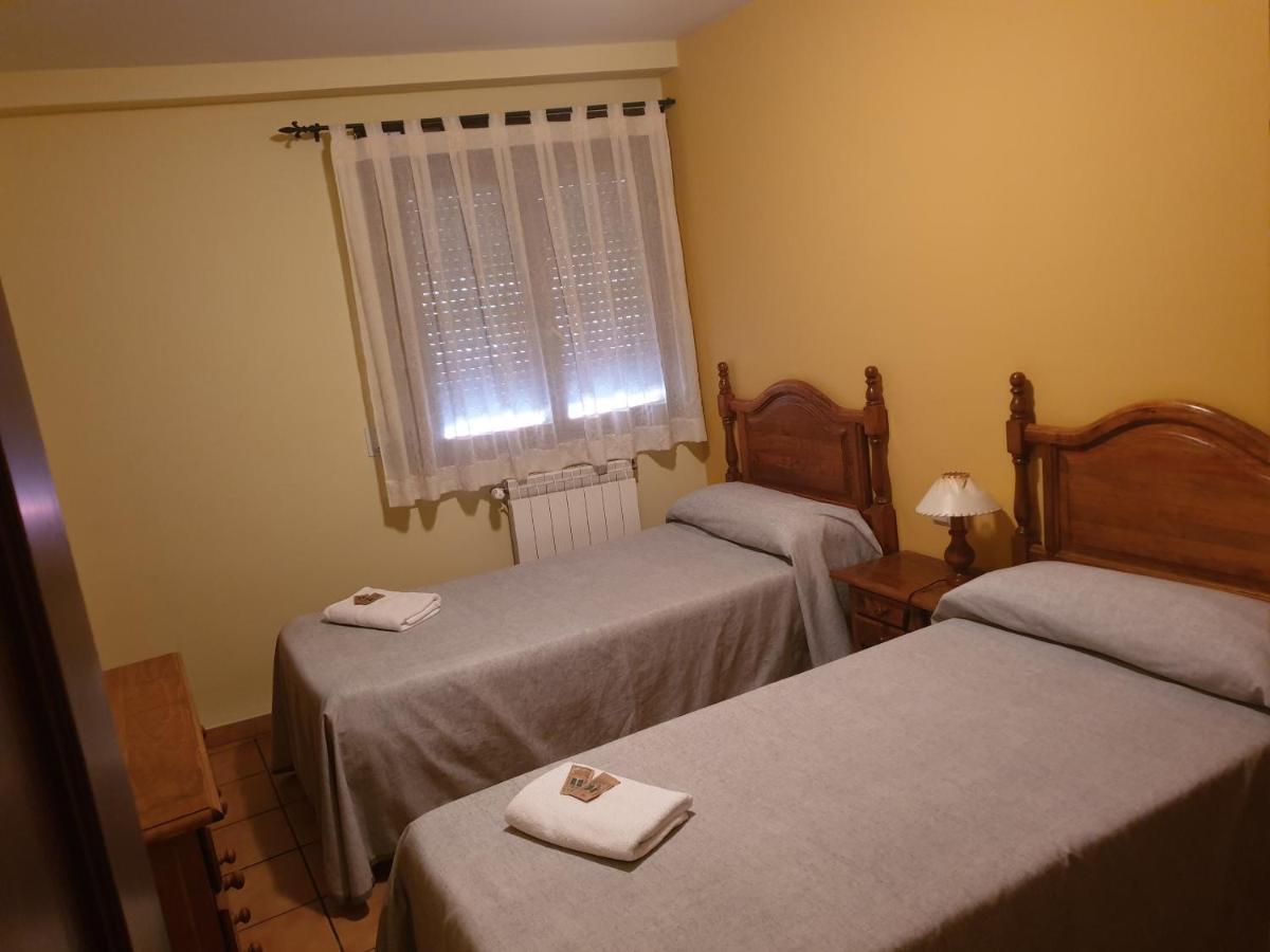 Hotel Torres De Albarracin Bagian luar foto