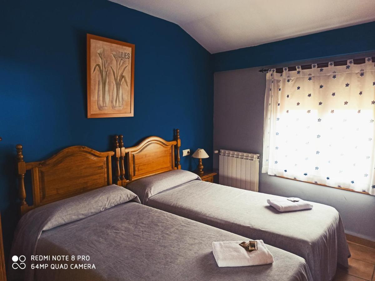 Hotel Torres De Albarracin Bagian luar foto